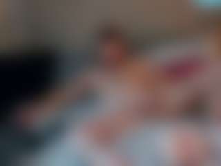 cloudycuddler's Live Sex Cam Show