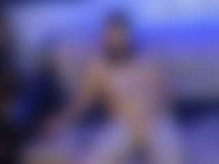 Live cam show with cloudycuddler - Athletic Middle Aged on CamClone
