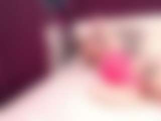 Live cam show with Rhea and Summer - Eating Pussy on Taboo Cams XXX