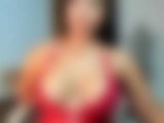 Live cam show with AlejaBelle - Brown Eyes Curvy on Camversity
