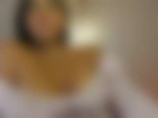 AlejaBelle's Live Sex Cam Show