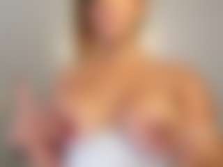 AlejaBelle's Live Sex Cam Show