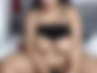 Live cam show with ThickAngela - Dildo on liverealitysex.com