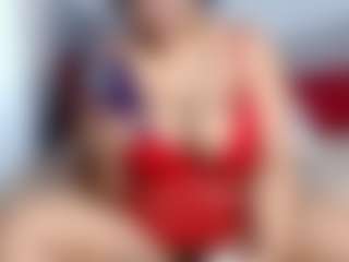 Live cam show with ThickAngela - Thick on Camsoda