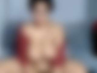 Live cam show with ThickAngela - Handjob on StripNow