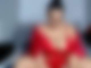 Live cam show with ThickAngela - Shaved Pussy MILF on CamSextacy