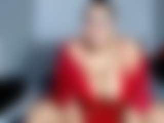 Live cam show with ThickAngela - Shaved Pussy Mature on CamSextacy