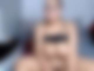 Show de cam en vivo con ThickAngela - HD en Camsoda