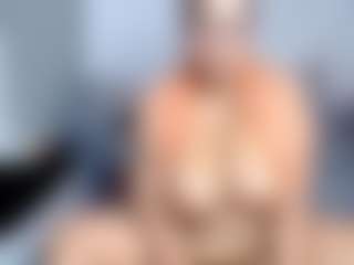 Live cam show with ThickAngela - Tease MILF on Mixed Magazine Live