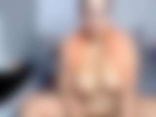 Live cam show with ThickAngela - Dildo Mature on Gym Cam Girls