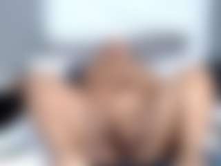 ThickAngela MILF webcam performer live streaming