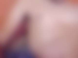 Live cam show with KalliLinux - Dominican on liverealitysex.com