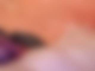 Live cam show with KalliLinux - Facial on sexylive.show