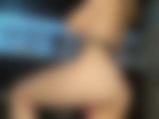 valeryjhonsson's Live Sex Cam Show