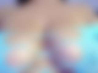 Live cam show with Allison-star1 - Brown Eyes Curvy on CamClone