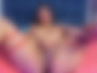 Live cam show with Allison-star1 - Public on Dare Cams