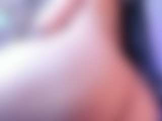 Live cam show with April-Kershaw - Latina on EXY | colombia