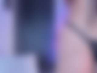 Live cam show with April-Kershaw - College on makecum.org