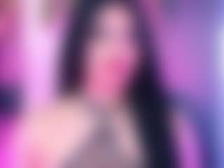 Live cam show with April-Kershaw - Ass Bouncing on friskycurves.com