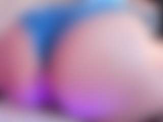 April-Kershaw's Live Sex Cam Show