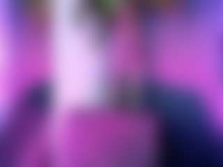 Live cam show with April-Kershaw - Spank on Fit Hotties