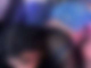 Live cam show with April-Kershaw - Dildo Or Vibrator on AdultVida.com