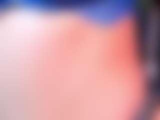 Live cam show with April-Kershaw - Squirt Curvy on Camsoda