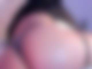 April-Kershaw's Live Sex Cam Show