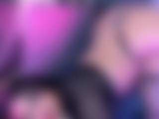 Live cam show with April-Kershaw - Anal on StripNow