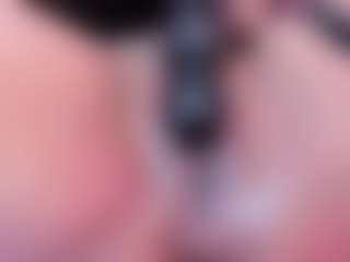 April-Kershaw's Live Sex Cam Show