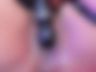 April-Kershaw's Live Sex Cam Show