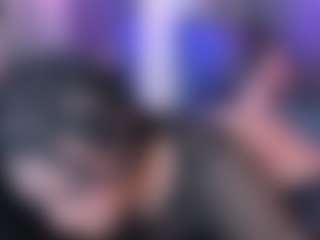 Live cam show with April-Kershaw - Squirt Teen (18+) on makecum.org