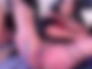 April-Kershaw's Live Sex Cam Show
