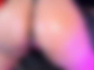 April-Kershaw's Live Sex Cam Show