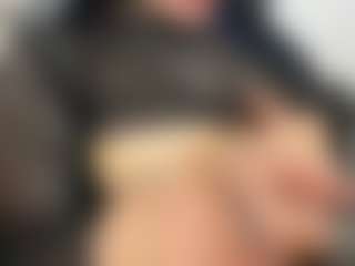 April-Kershaw's Live Sex Cam Show