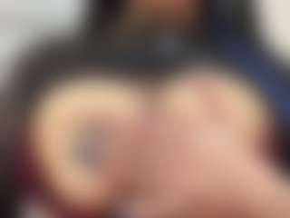 April-Kershaw's Live Sex Cam Show