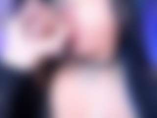 Live cam show with April-Kershaw - Drinking on WildCum
