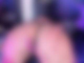 April-Kershaw's Live Sex Cam Show