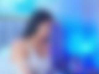 Ava777 MILF webcam performer live streaming