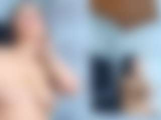 Ava777's Live Sex Cam Show