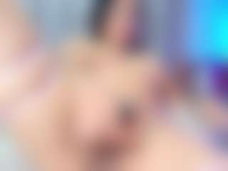 Ava777's Live Sex Cam Show