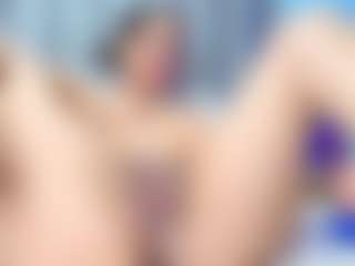 Ava777's Live Sex Cam Show