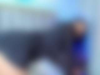 Ava777's Live Sex Cam Show