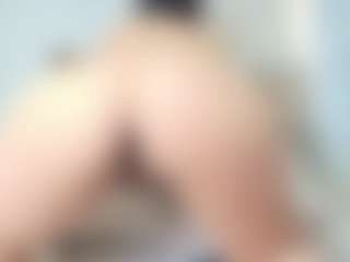 Ava777's Live Sex Cam Show