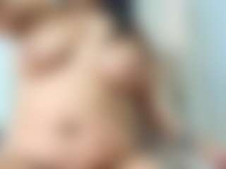Ava777's Live Sex Cam Show