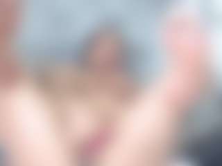 Ava777's Live Sex Cam Show