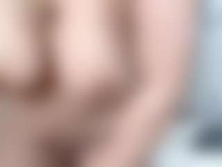 Ava777's Live Sex Cam Show