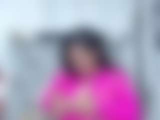 Ava777 MILF webcam performer live streaming