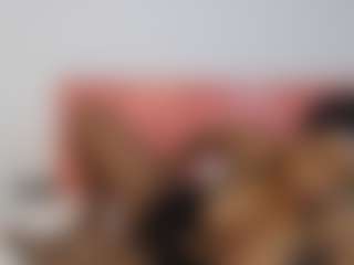 Spettacolo in cam dal vivo con freakydona - Yoga su Camsoda