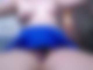 Live cam show with HairyValeri - Gagging on Camiplay Live